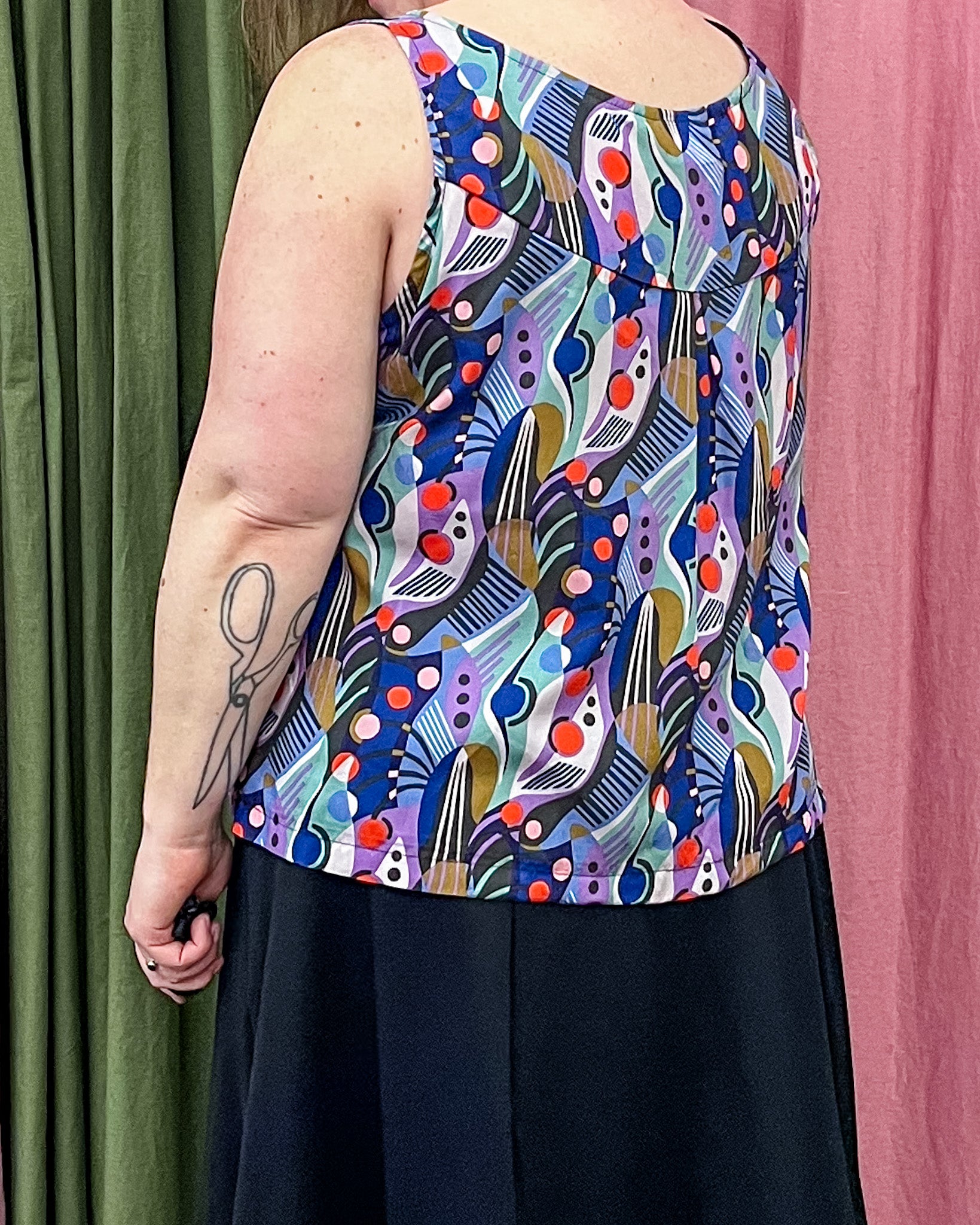 Surya Tank in Wavy Abstract