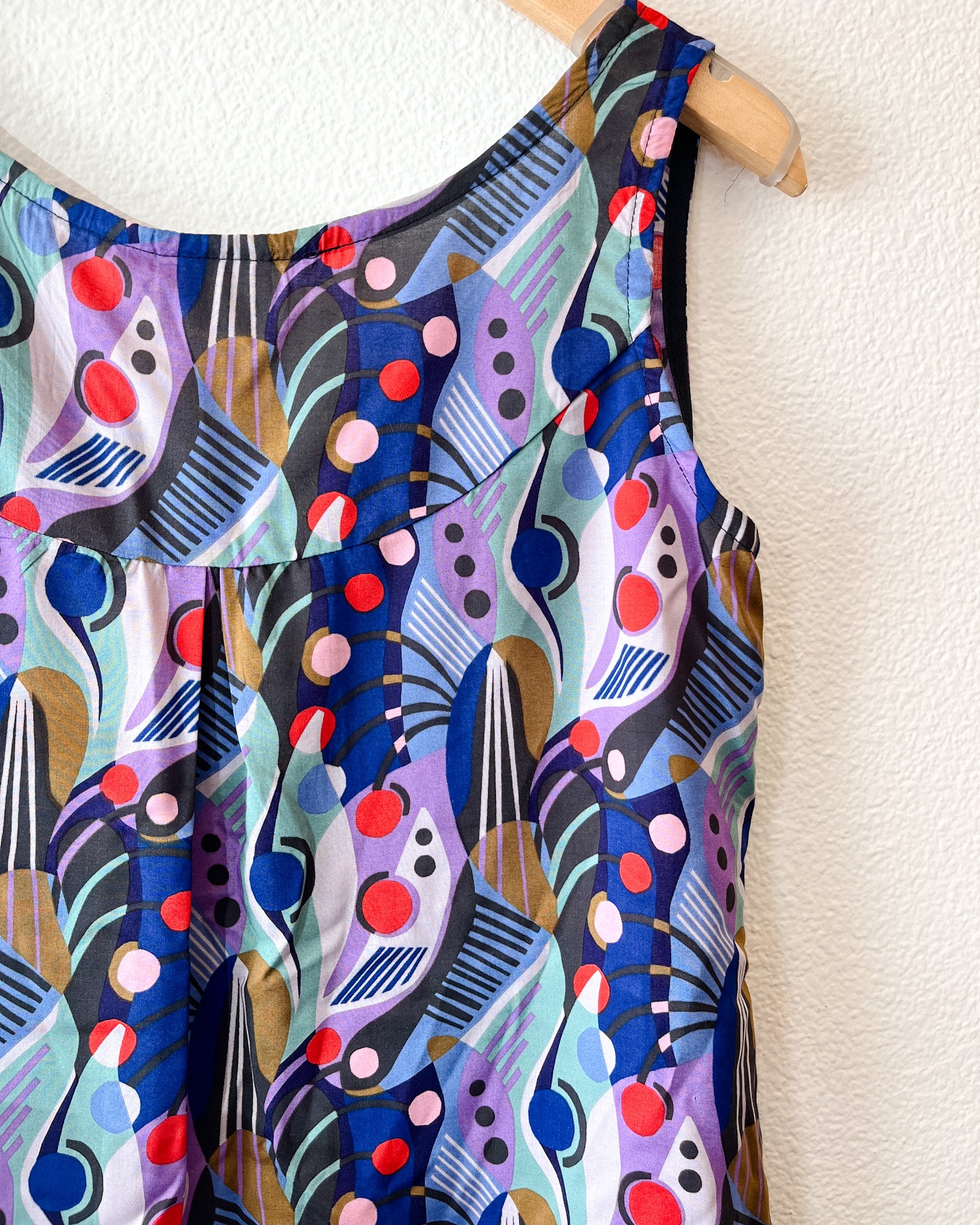Surya Tank in Wavy Abstract