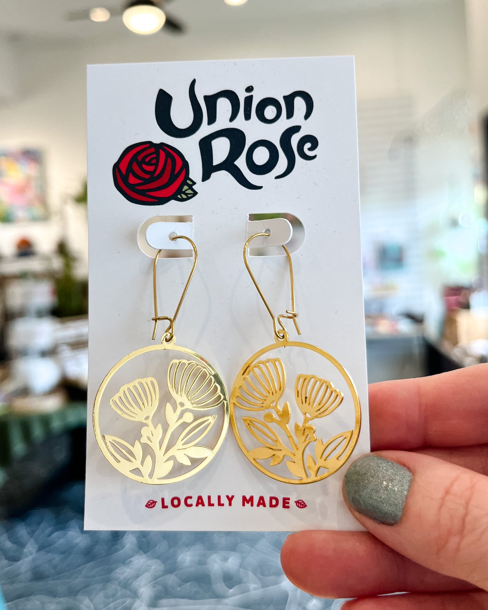 Pretty Petals Earrings