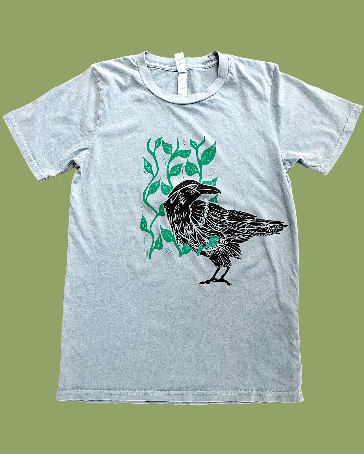 Crow in the Leaves Gender Neutral T-Shirt