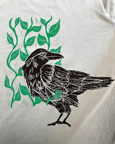 Crow in the Leaves Gender Neutral T-Shirt