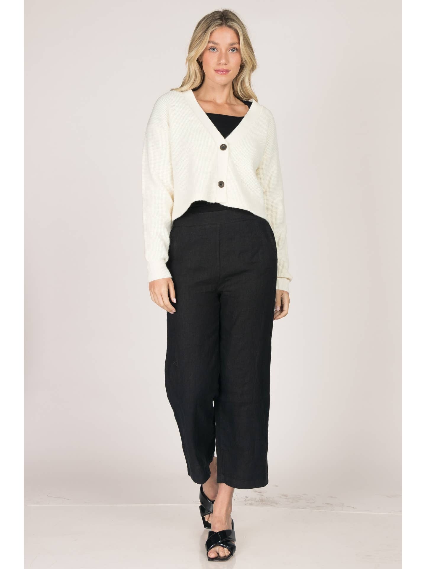 Linen Pants in Black