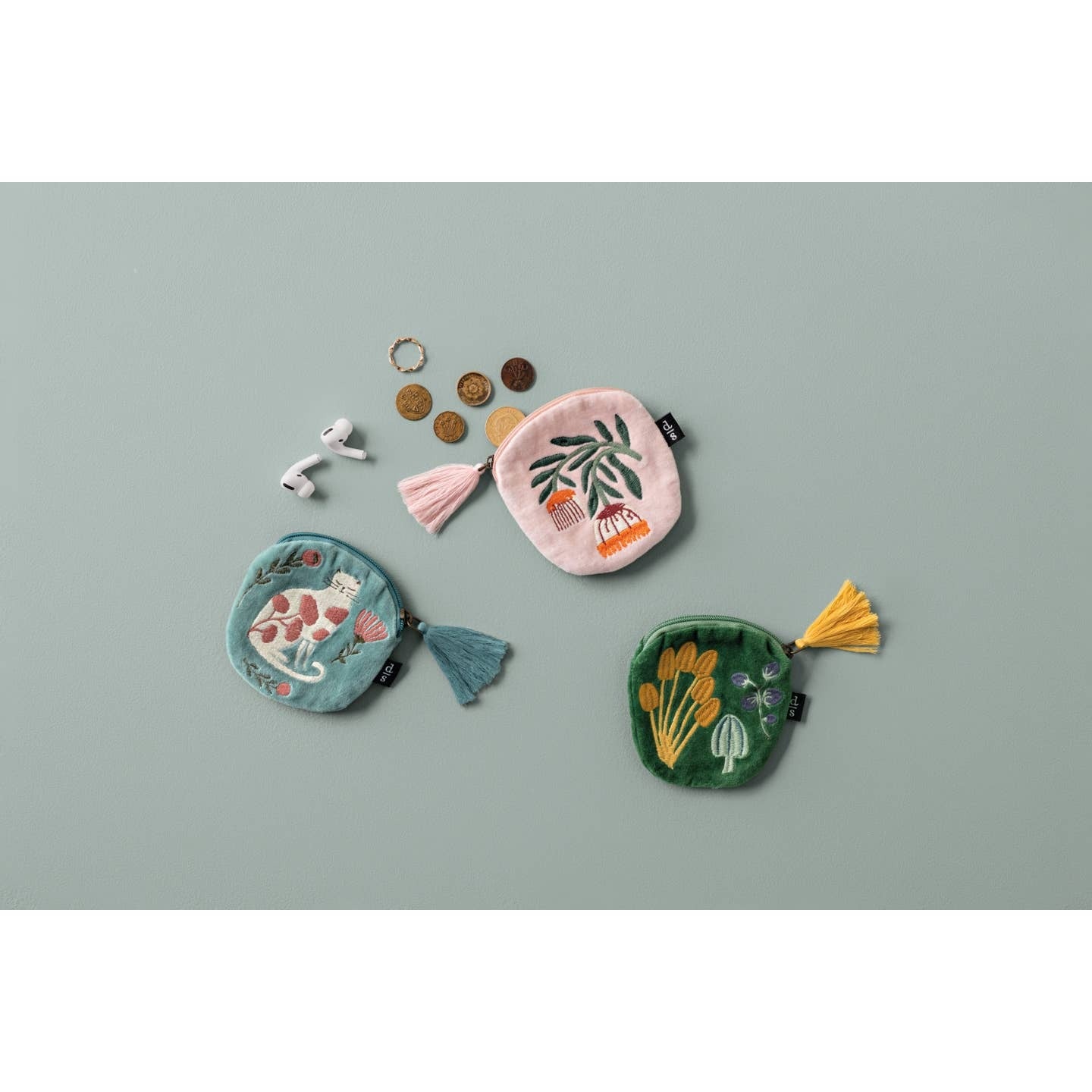 Embroidered Velvet Coin Purse