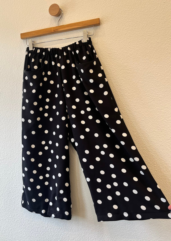 Cropped Pant in Polka Dot!
