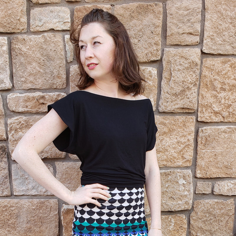 Julia Tee in Black