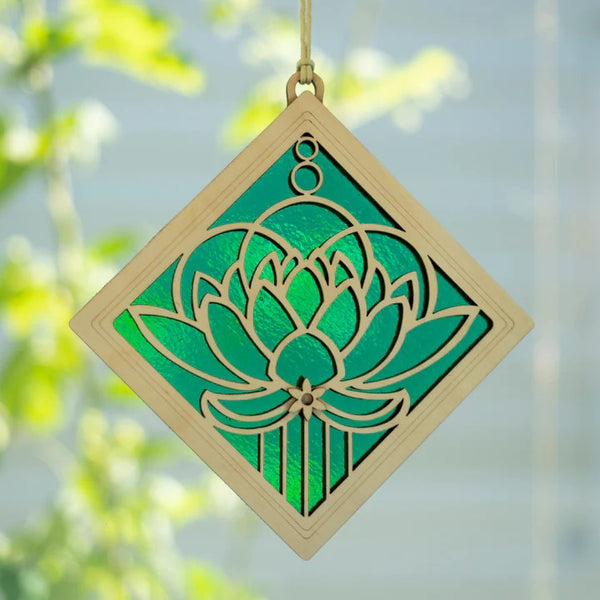 Lotus in Emerald
