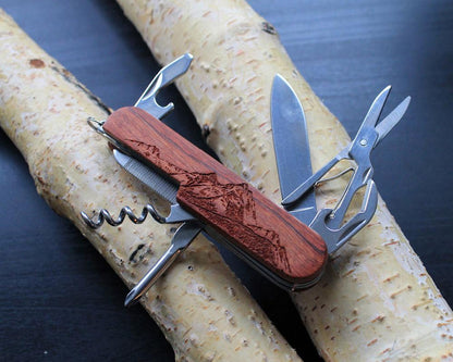 Laser Etched Pocket Knife - Mountaineer