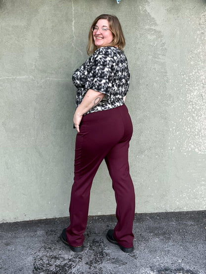 Kelsi Pant in Burgundy Ponte