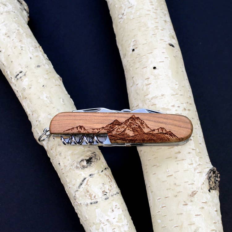 Laser Etched Pocket Knife - Mountaineer